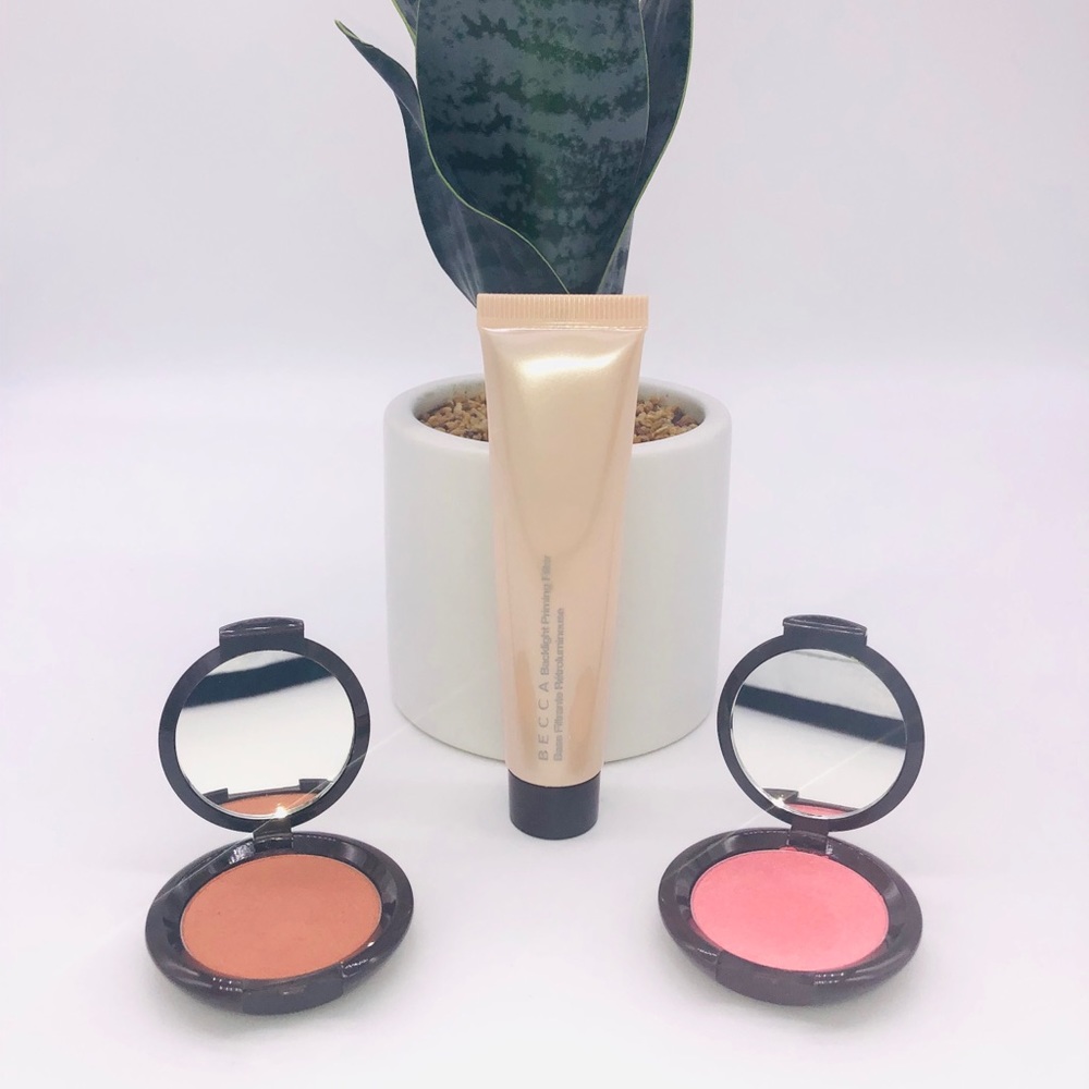 NEW Becca Set w/priming filter and 2 universal flattering blush colors